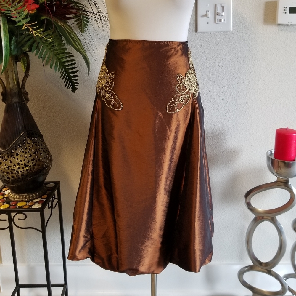 Metro 7 brown Skirt Size 6.